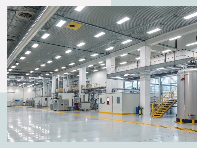 Освещение ангаров в Североуральске от 618 руб. - Эффективные решения