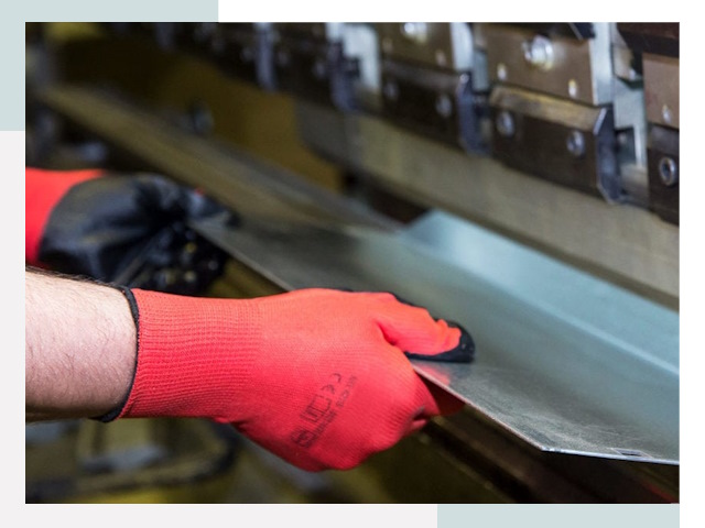 Гибка металла в Североуральск от 618 руб. - Надёжно и быстро