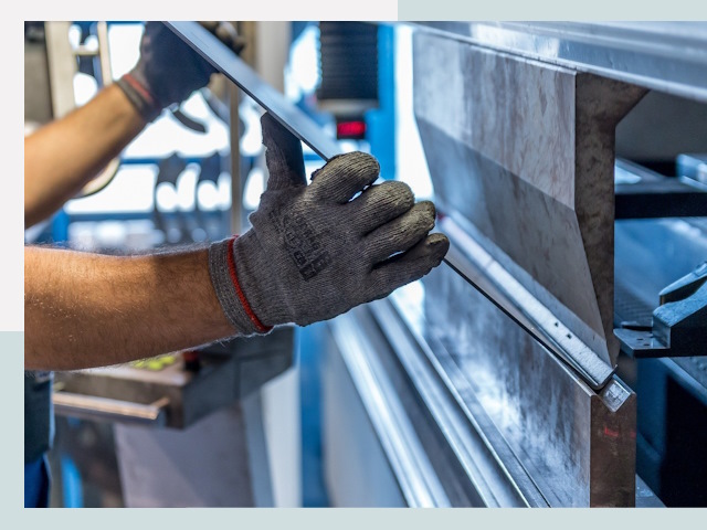 Гибка металла в Североуральске